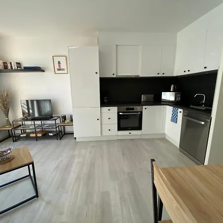 Sol-y-days Baroncelli, Renove Avec Vue Laterale Sur Et Proche Du Centre * לה-גרו-דו-רואה