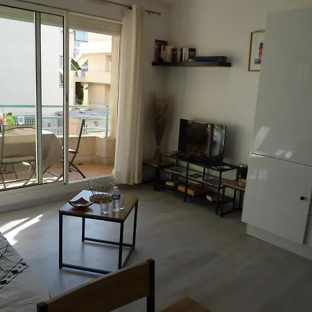 Apartment Sol-y-days Baroncelli, Renove Avec Vue Laterale Sur Et Proche Du Centre Le Grau-du-Roi