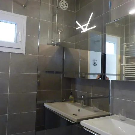 Sol-y-days Baroncelli, Rénové Avec Vue Latérale Sur Et Proche Du Centre Apartamento Le Grau-du-Roi