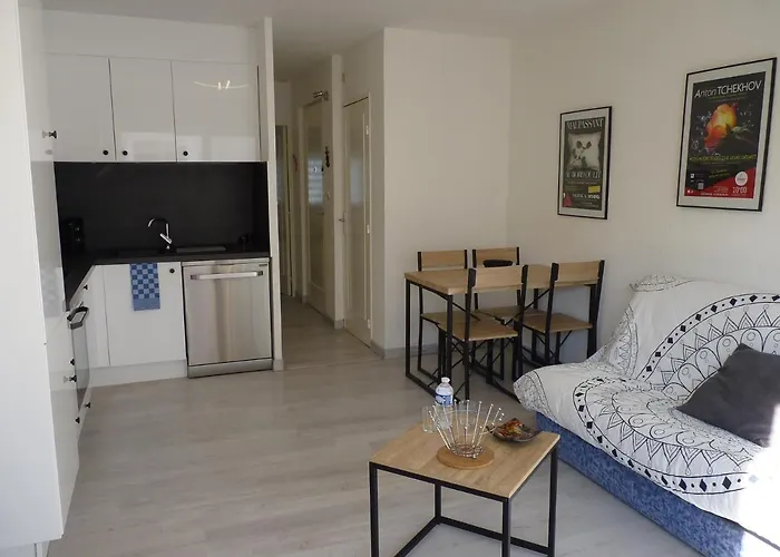 Sol-y-days Baroncelli, Renove Avec Vue Laterale Sur Et Proche Du Centre Апартаменты