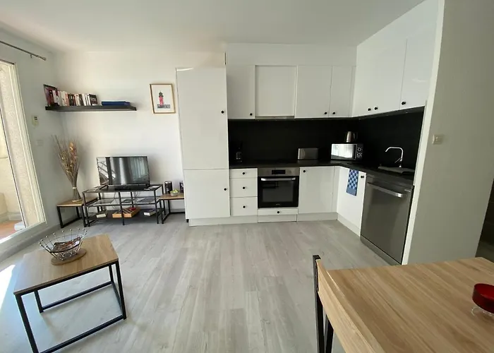 Sol-y-days Baroncelli, Renove Avec Vue Laterale Sur Et Proche Du Centre * Ле-Гро-дю-Руа